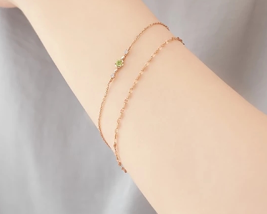 半額SALE★ | ペリドット特集」 8月誕生石 4℃・EAUDOUCE4℃＞「 4℃ 大丸 | アクセサリー