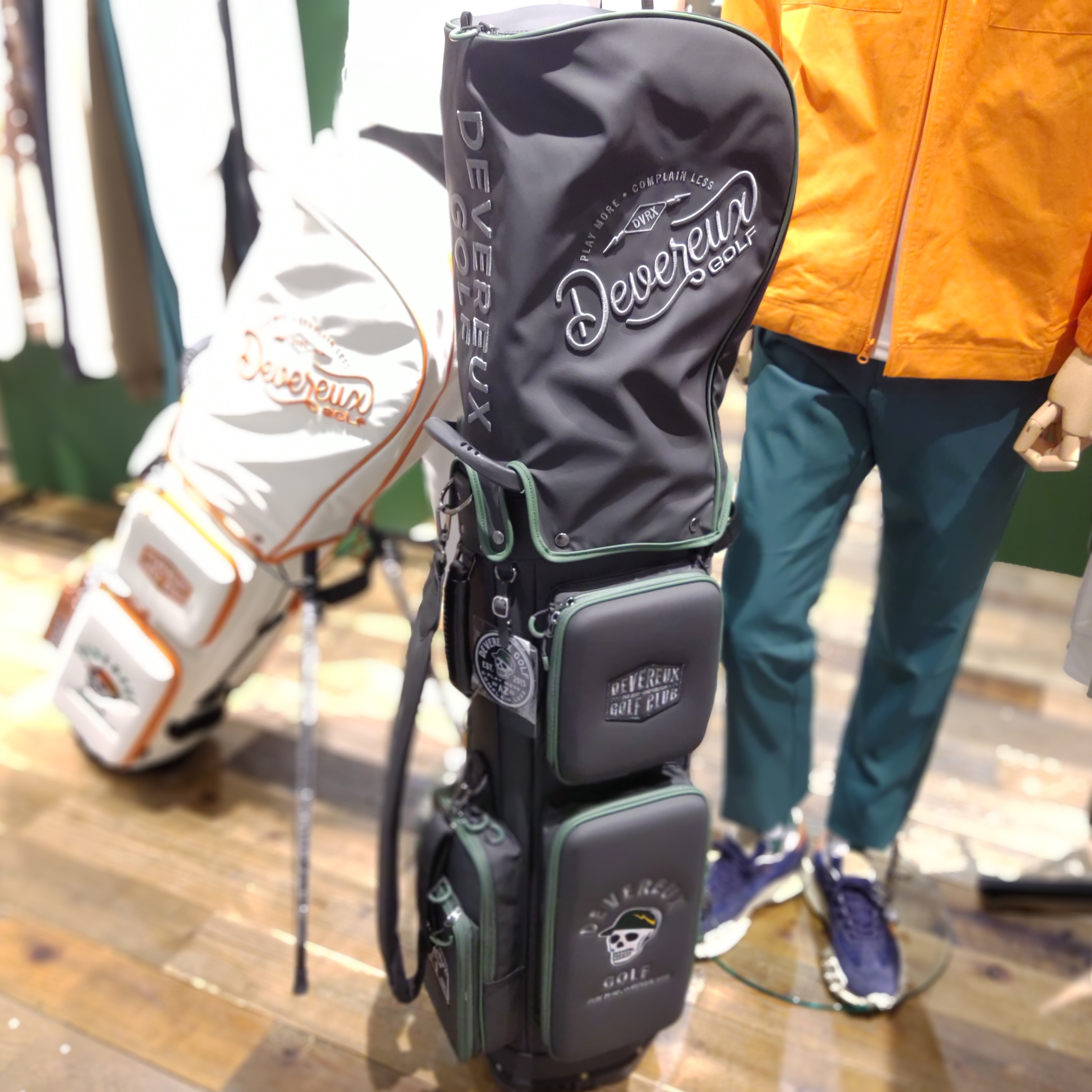 DEVEREUX GOLF】収納力のあるポケットが魅力のキャディバッグ | M BASE | 大丸神戸店公式 SHOP BLOG
