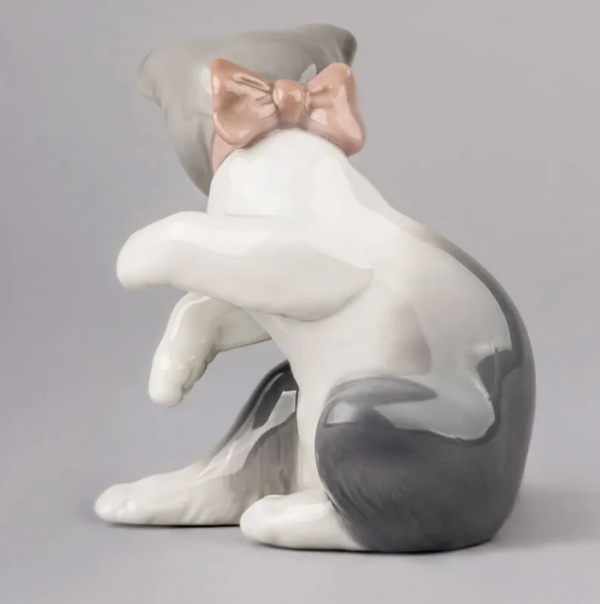 リヤドロ】 驚いた仔猫ちゃん | リヤドロ | 大丸神戸店公式 SHOP